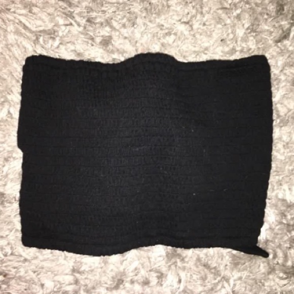 Aritzia Wilfred black tube top - Picture 2 of 2